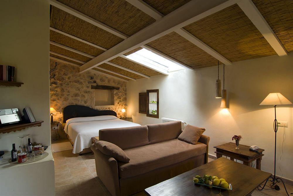 Agroturisme Son Pons Buger Room photo